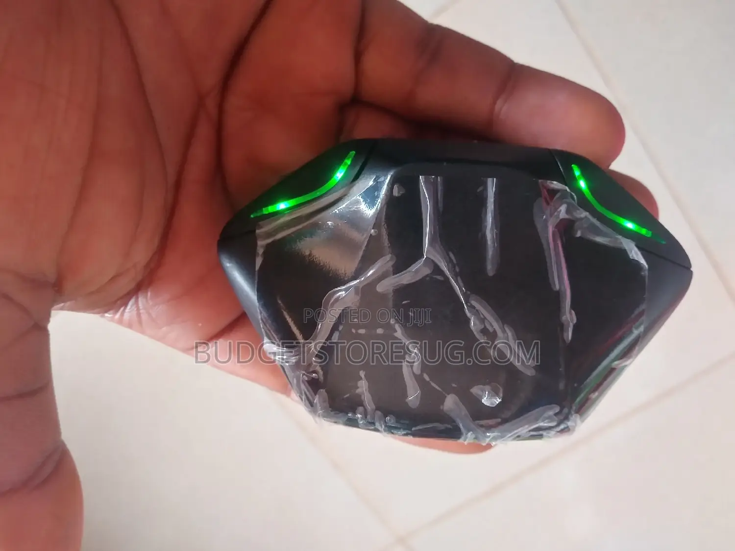 Hybrid Gaming Earbuds Big Bass Fingerprint