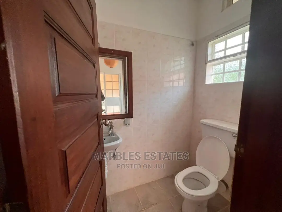 4bdrm House in Mbuya, Central Division for Rent