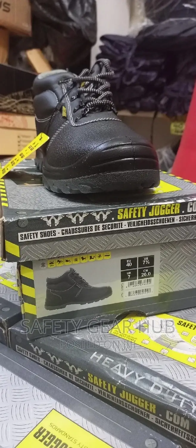 Safety Boots (Heavy Duty)
