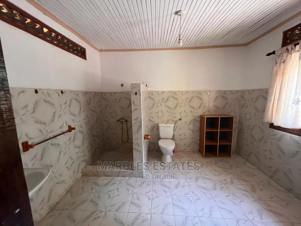 4bdrm House in Muyenga, Central Division for Rent