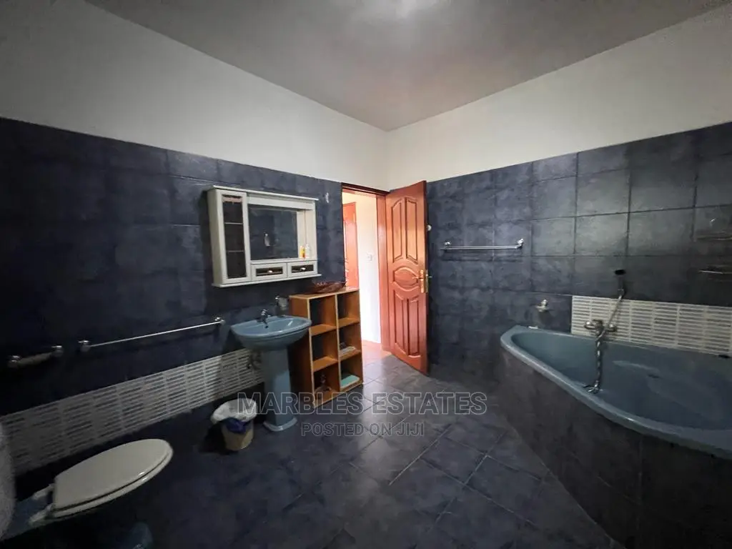 4bdrm House in Muyenga, Central Division for Rent