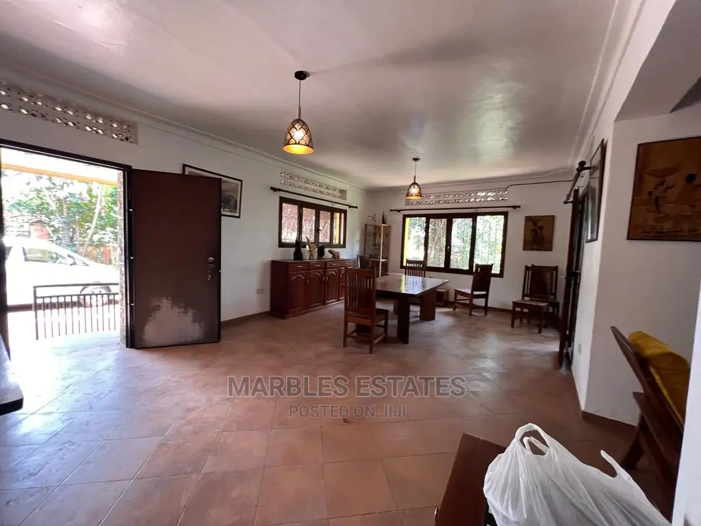 4bdrm House in Muyenga, Central Division for Rent