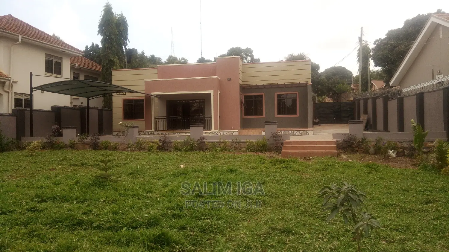4bdrm Bungalow in Kololo Property, Central Division for Rent