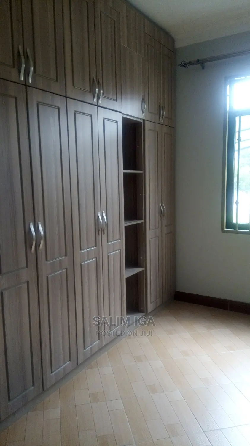 4bdrm Bungalow in Kololo Property, Central Division for Rent