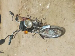 Bajaj Chetak 100 2008 Red