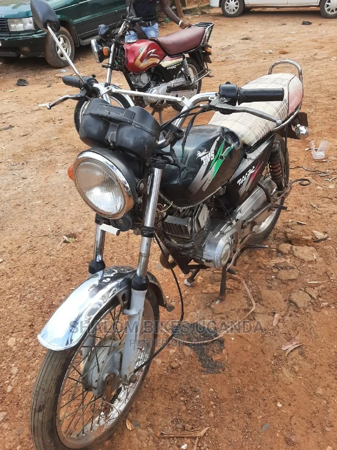 TVS HLX Plus ES 2017 Black