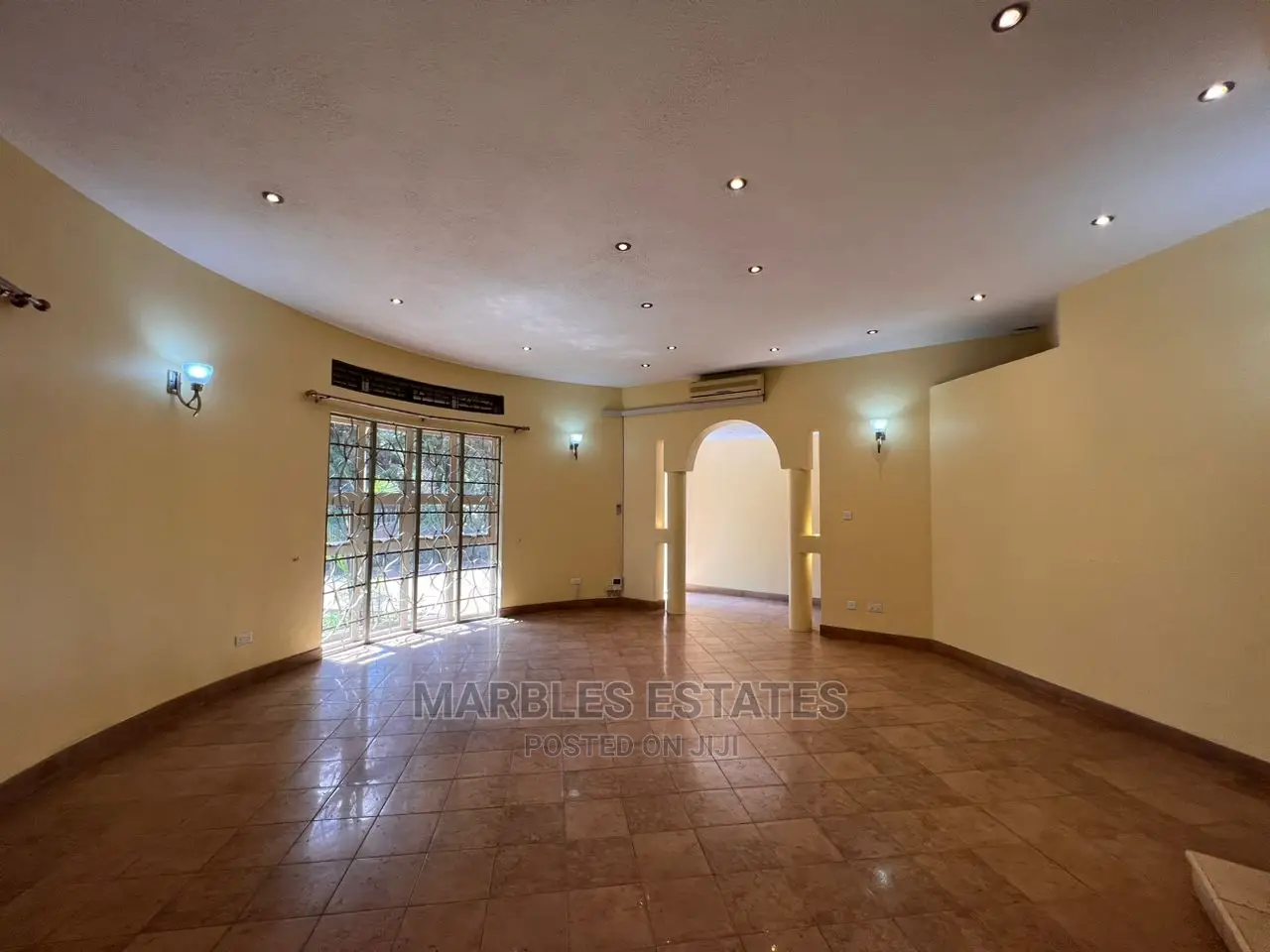 5bdrm Mansion in Kololo, Central Division for Rent