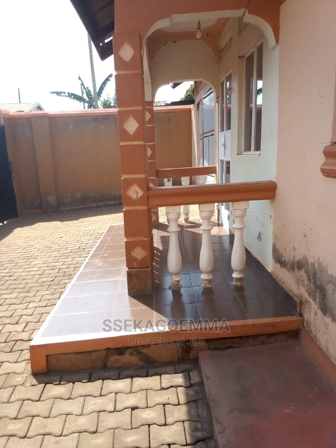 3bdrm House in Lweza, Ssabagabo-Makindye for sale