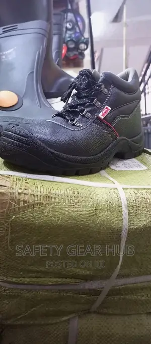 Safety Shoes Boots