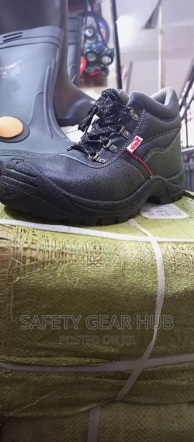 Safety Shoes Boots