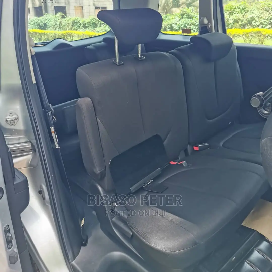 Mazda Biante 2009 Silver
