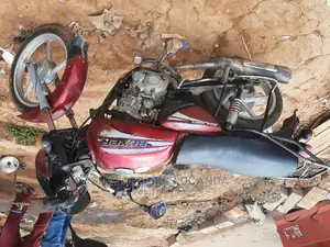 Bajaj Pulsar 180 2018 Red