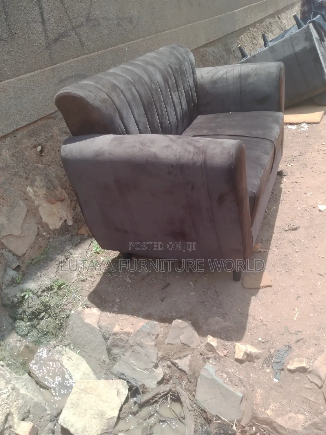 Sofas for Sale in Good Materials and Price