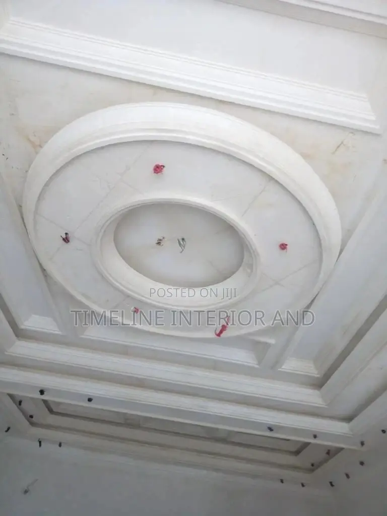 Gypsum Circular Cellings 8027