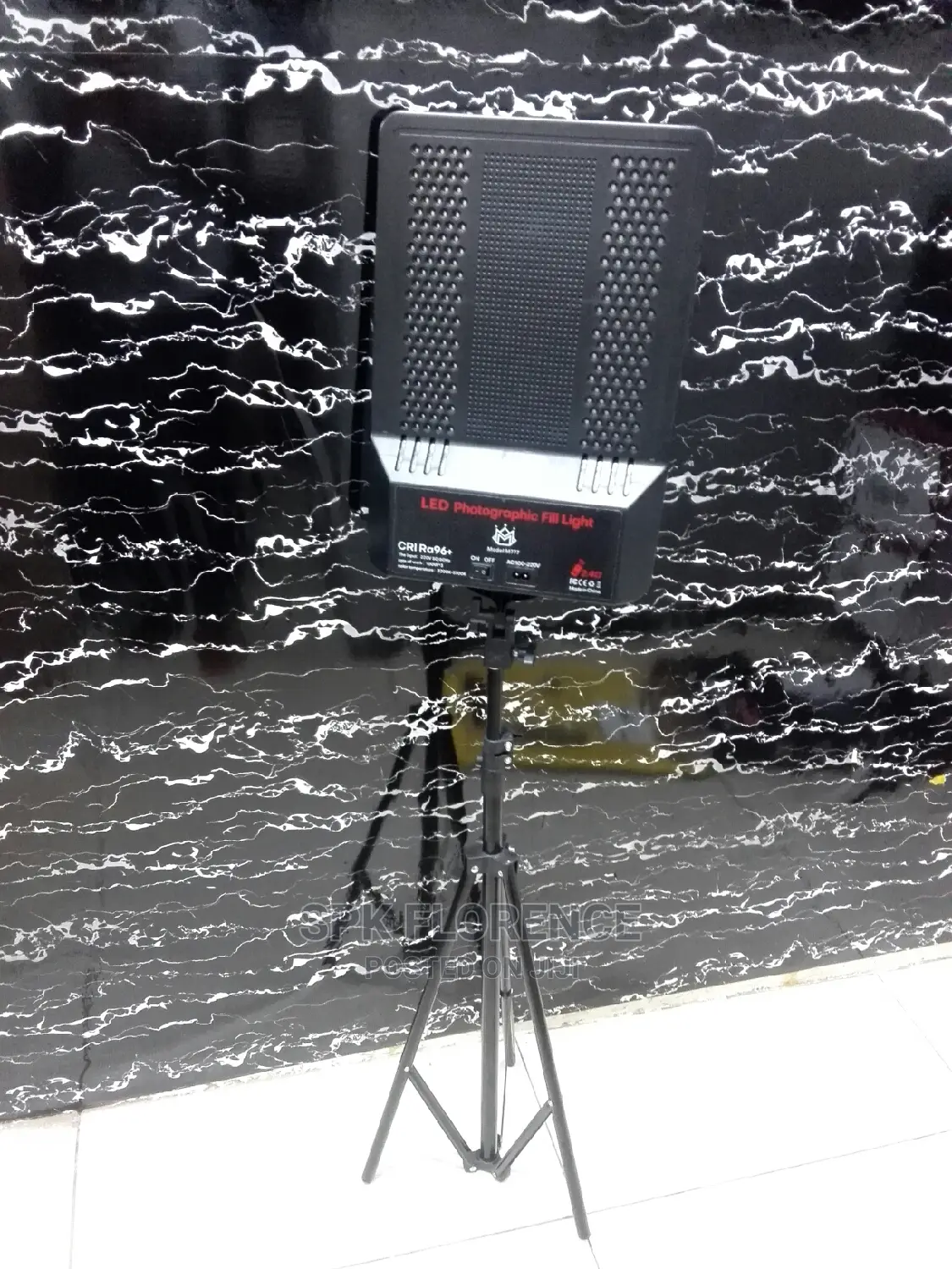 Square Photography Luminaire M777