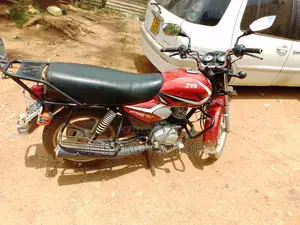 TVS HLX 125 2018 Red