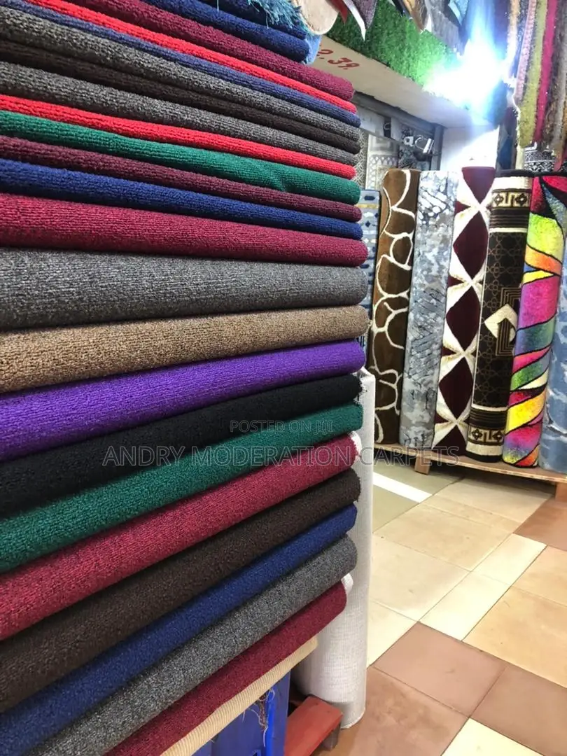 Center Carpets