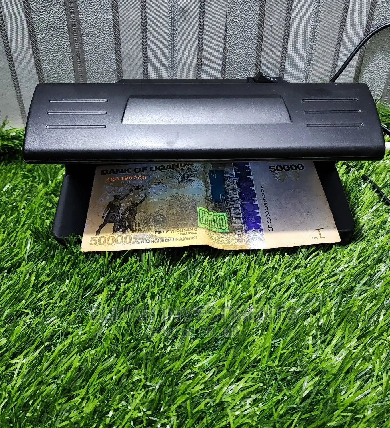 Battery Powered/Electric Counterfeit Money Detector