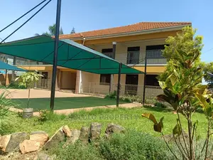 3bdrm Duplex in Luzira, Central Division for Rent