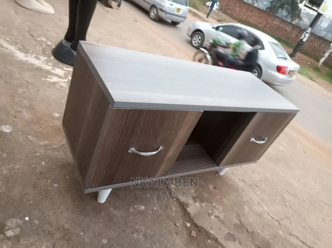 Brand New Tv Stand American Walnut 3ft