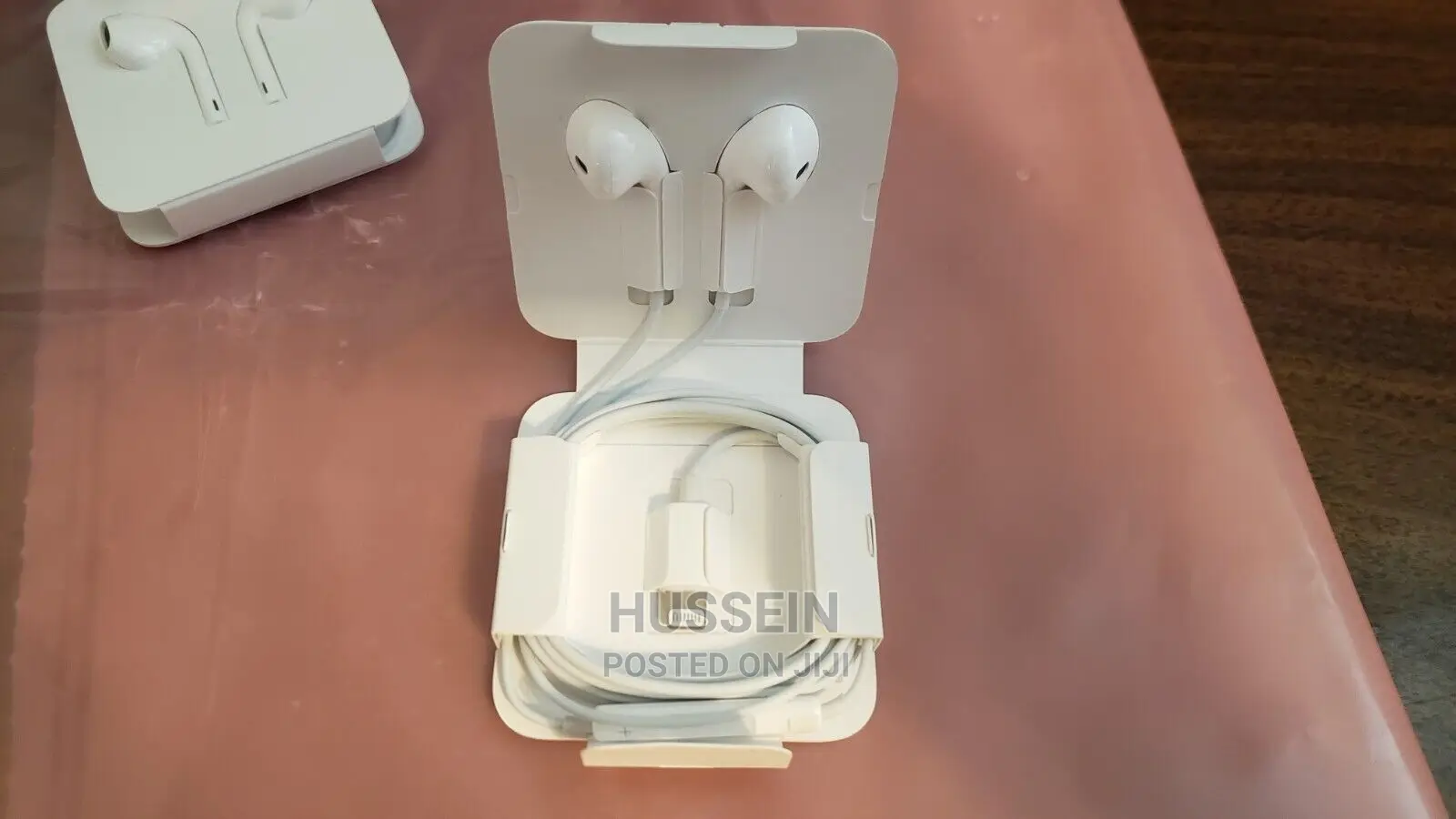 Original APPLE Earpods Lightning Wired Earphones iPhone 7 8
