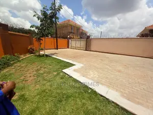 Furnished 4bdrm Bungalow in Kisaasi, Central Division for Sale