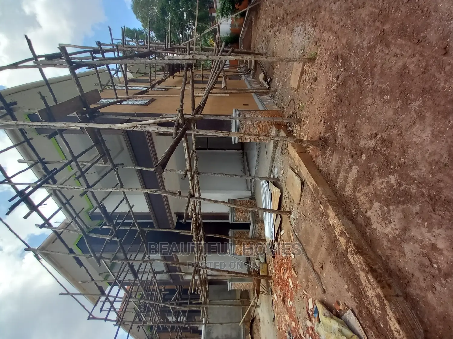 Furnished 5bdrm House in Kisaasi, Central Division for Sale