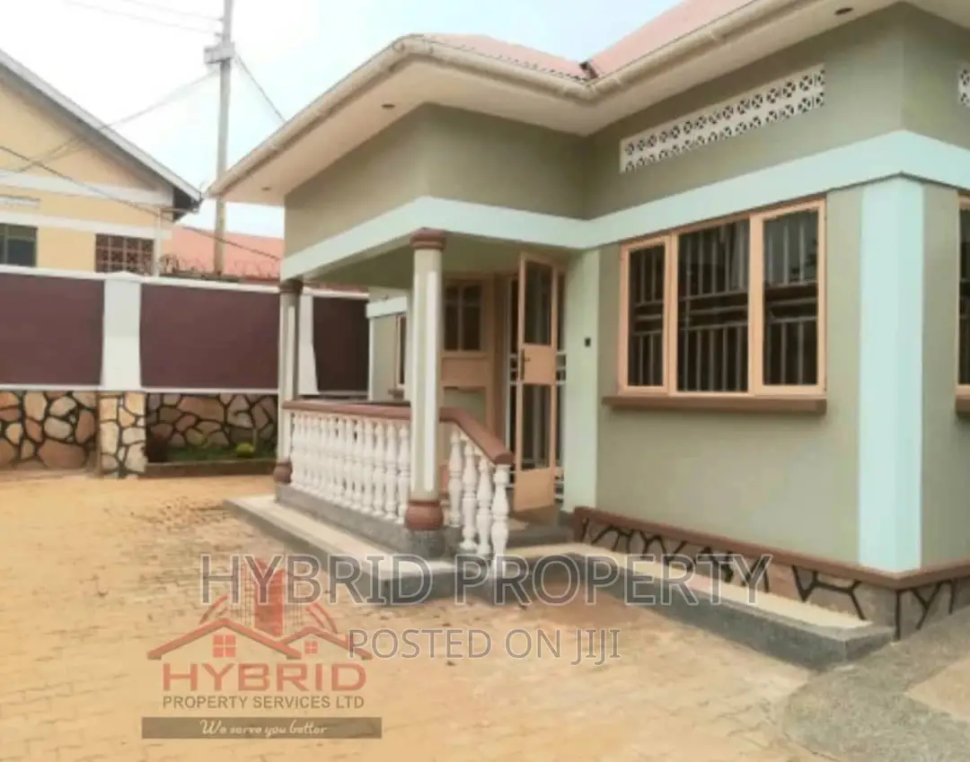 3bdrm House in Nansana Along for Sale