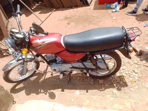 Bajaj Boxer 2021 Red