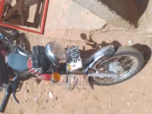 Bajaj Boxer 2021 Red