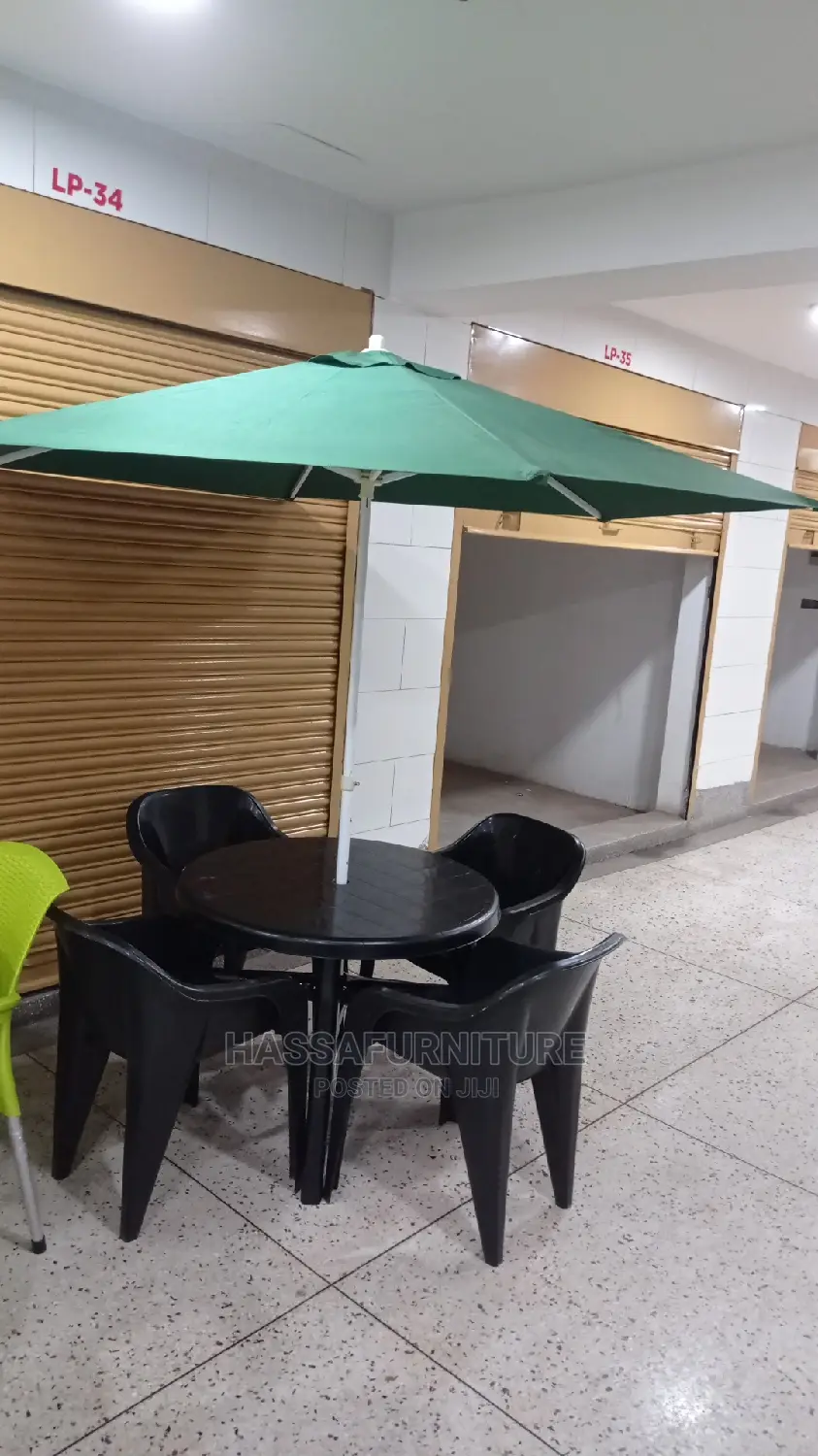 Outdoor Restaurant Set