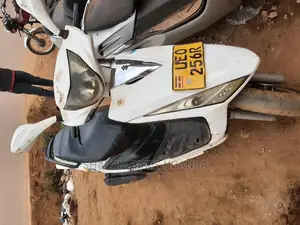 Honda Dio 2017 White