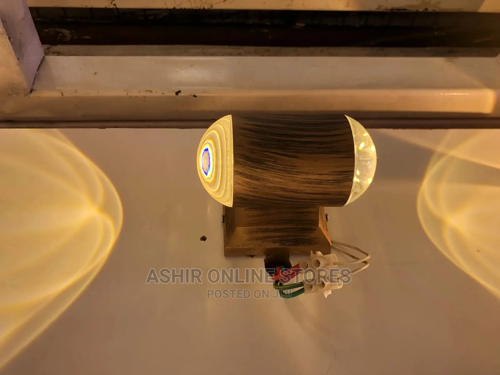 BG Up and Down Wall Light