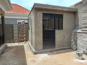 Furnished 4bdrm House in Kira Corporates for Sale