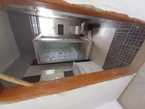 Furnished 4bdrm House in Kira Corporates for Sale