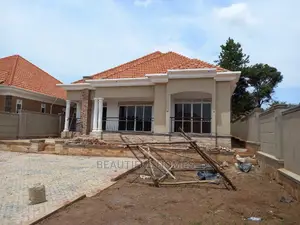 Furnished 4bdrm House in Kira for Sale