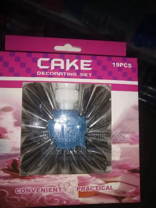 Cake Decorating Set