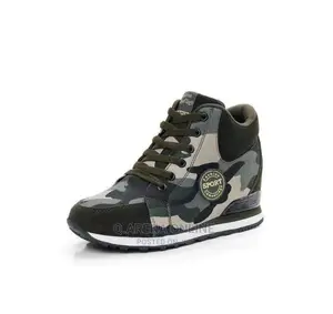 Fashionable Camouflage Ladies High Top Sneakers