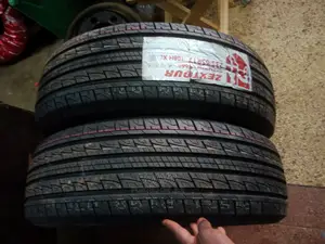 235/65r17 Zextour Tire