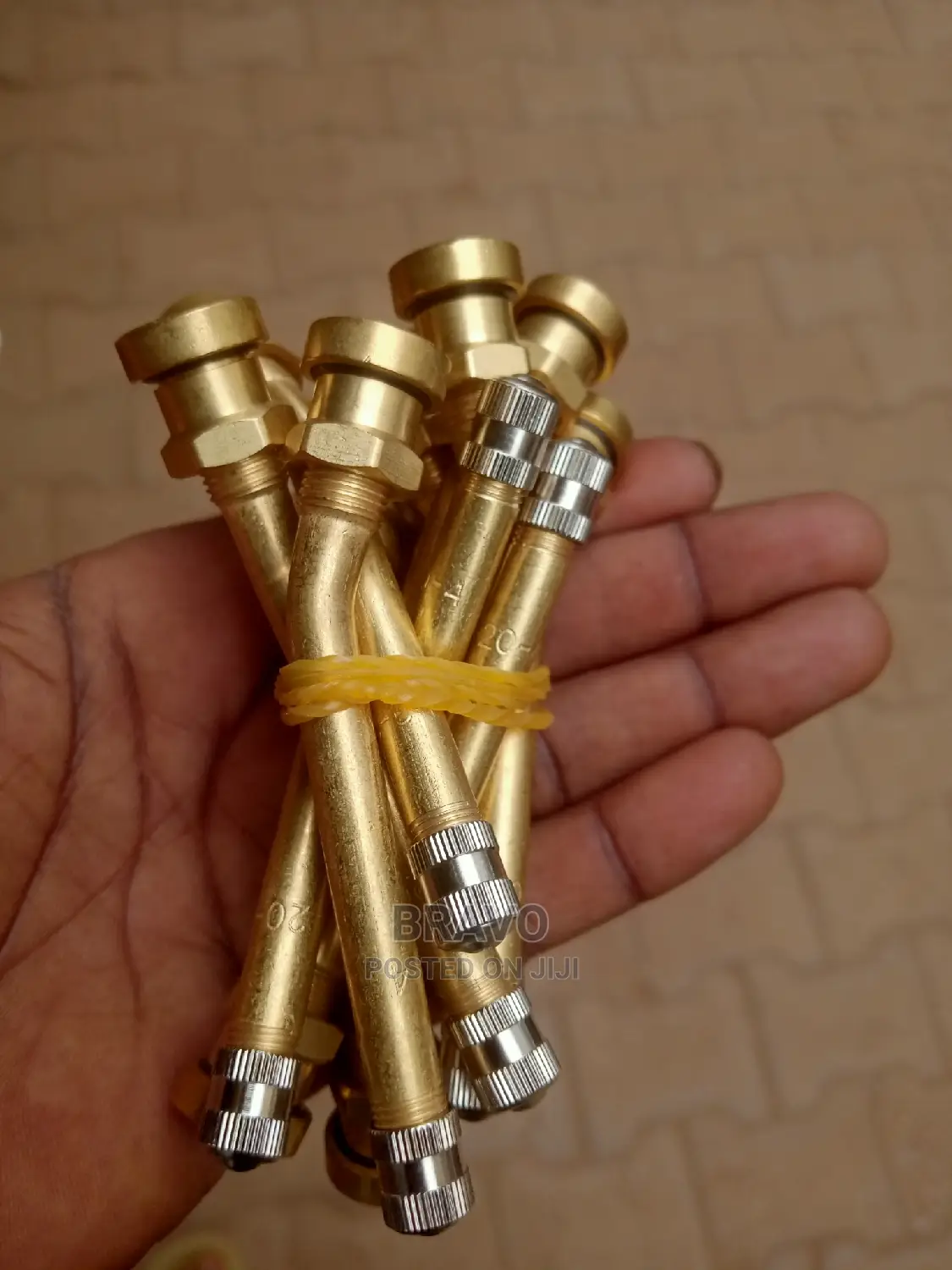 Valves for Tubless Tyre