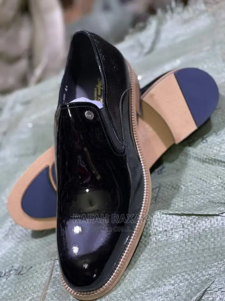 Shiny Gentle Shoes