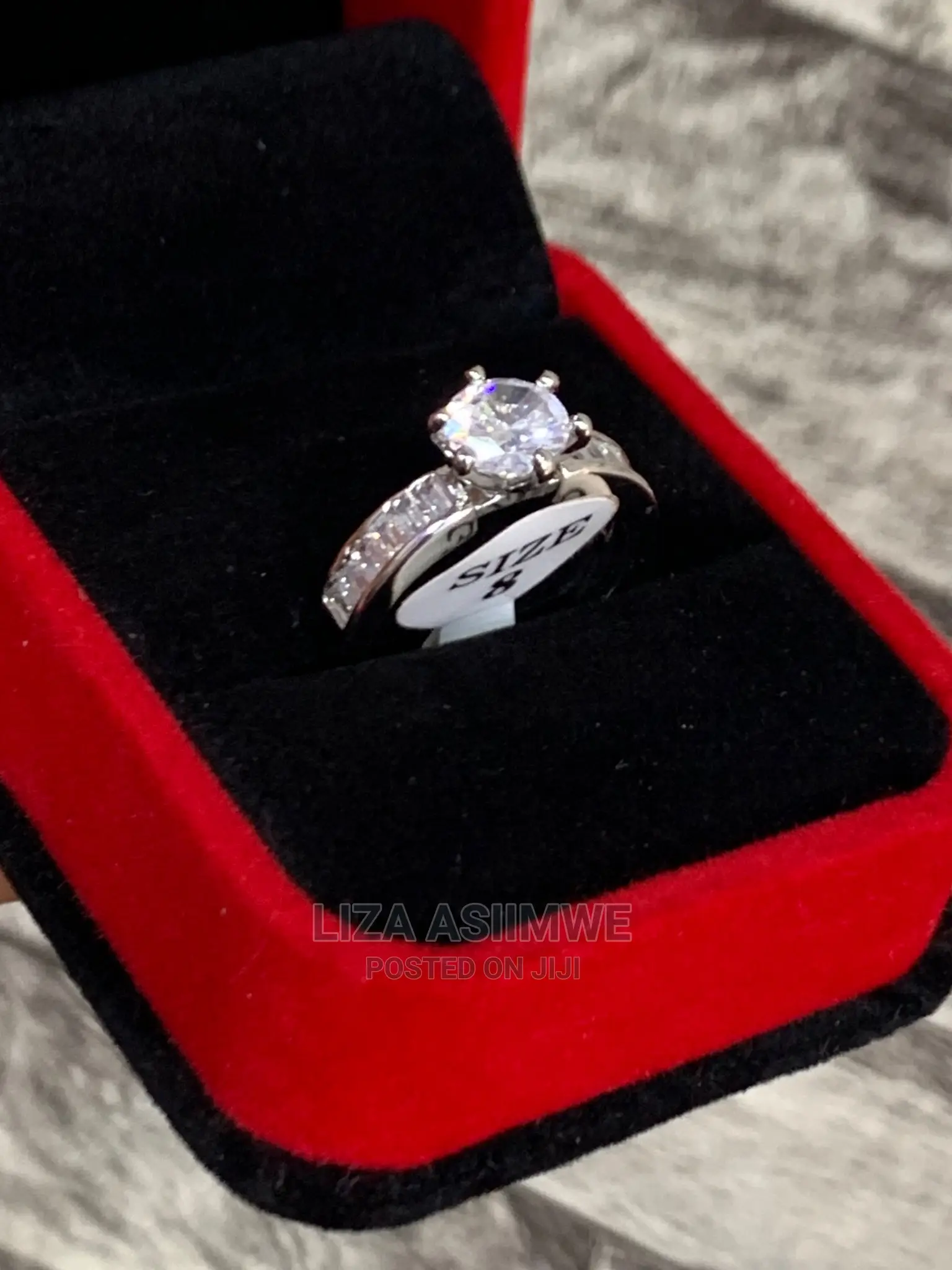 Engagement Rings Available With the Ring Box