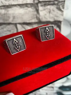Men’S Designer Rings Available
