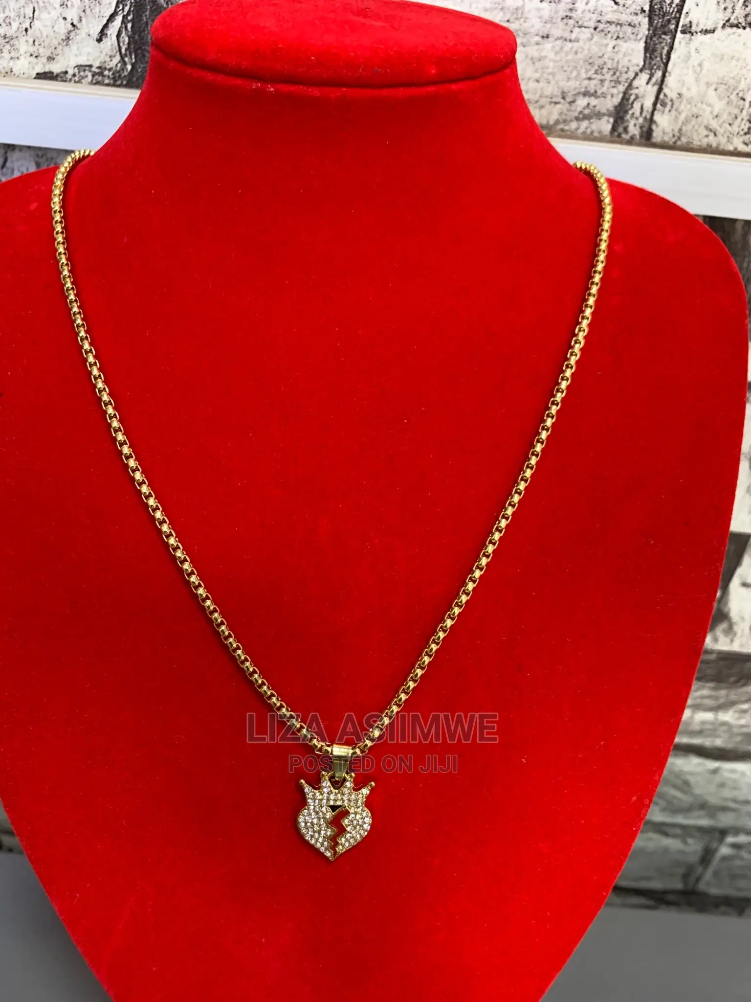 Simple Men’S Necklaces Available