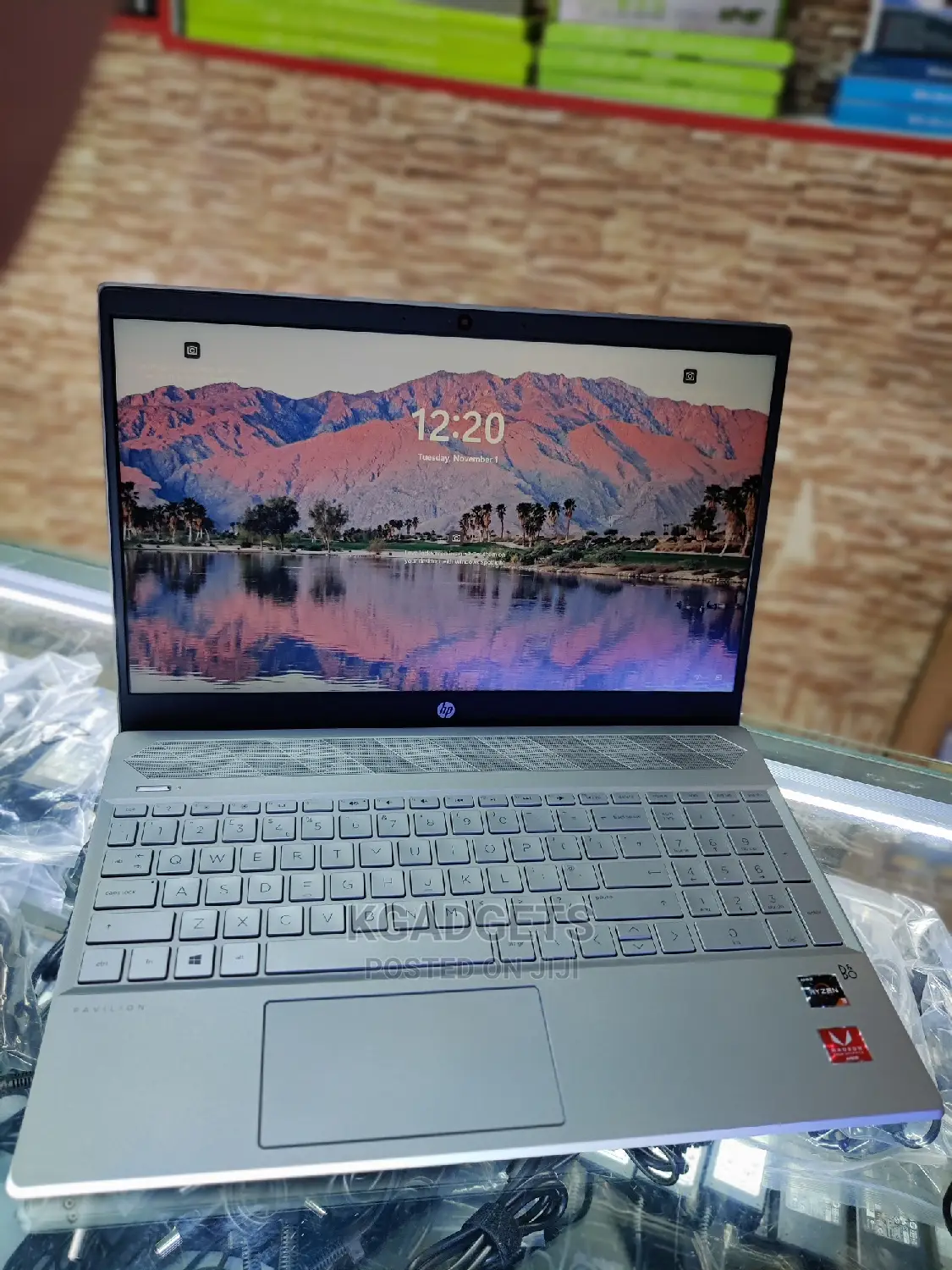 Laptop HP Pavilion 15 4GB AMD Ryzen 3 SSD 128GB