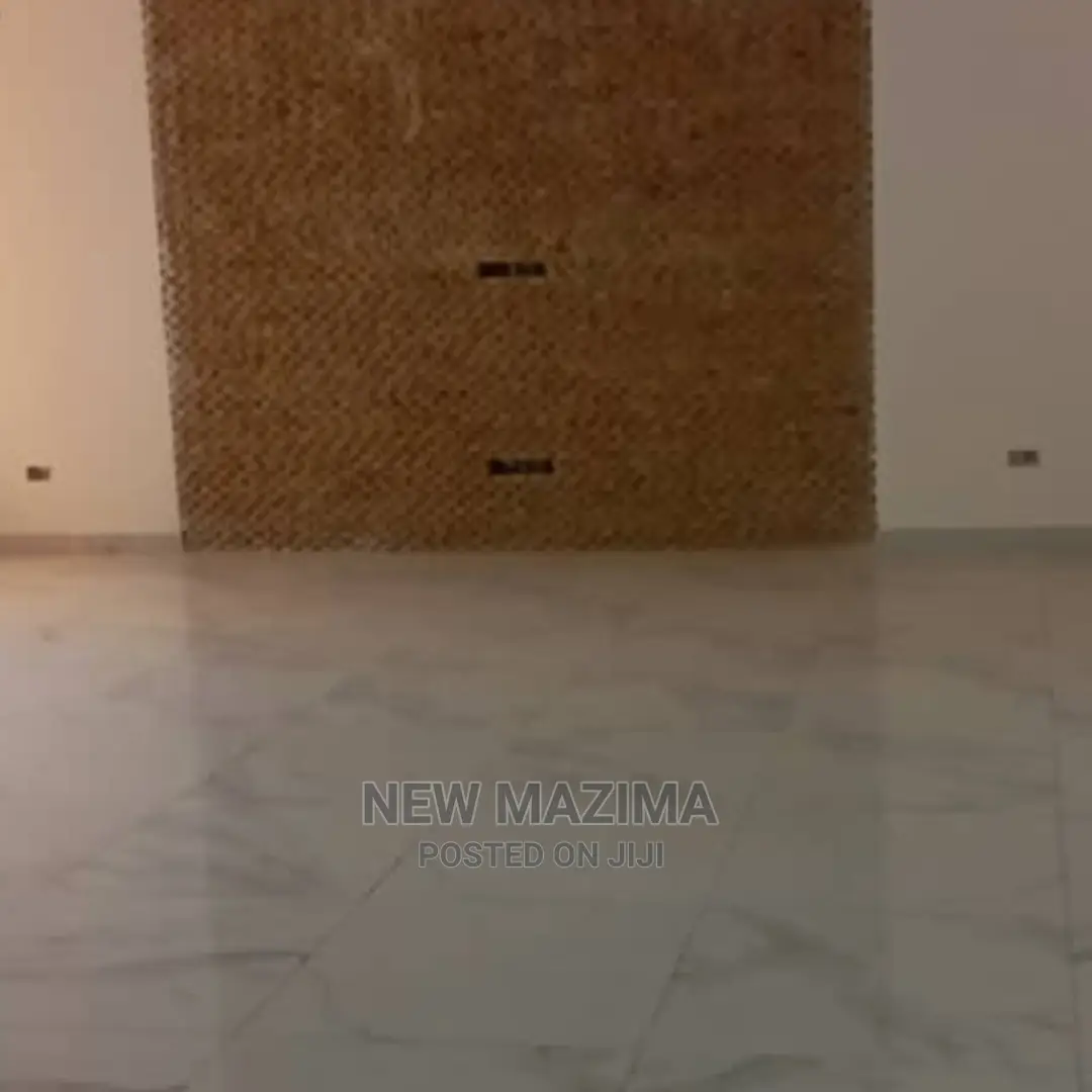 5bdrm House in Muyenga Heights, Division a for Sale