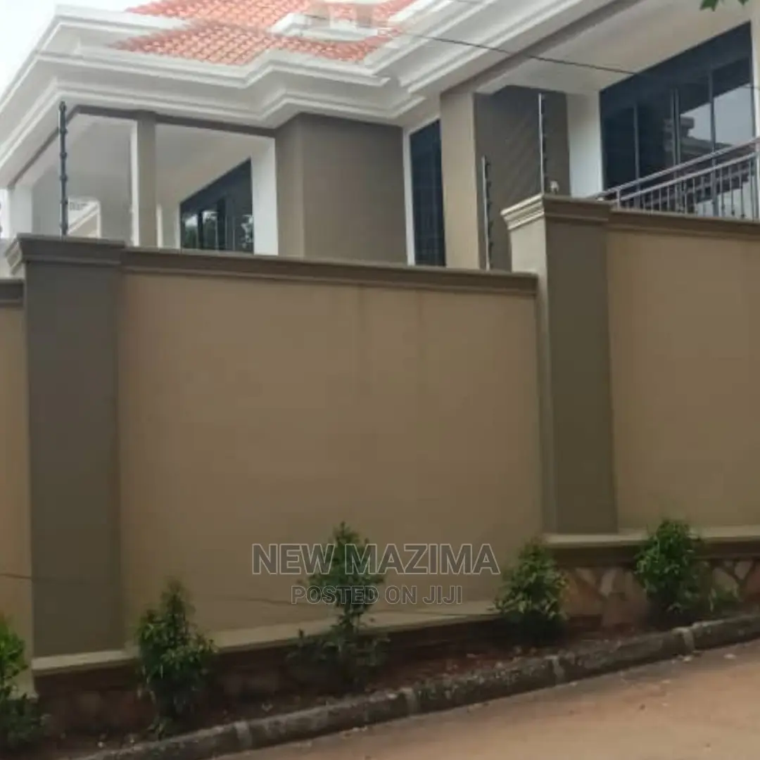 5bdrm House in Muyenga Heights, Division a for Sale