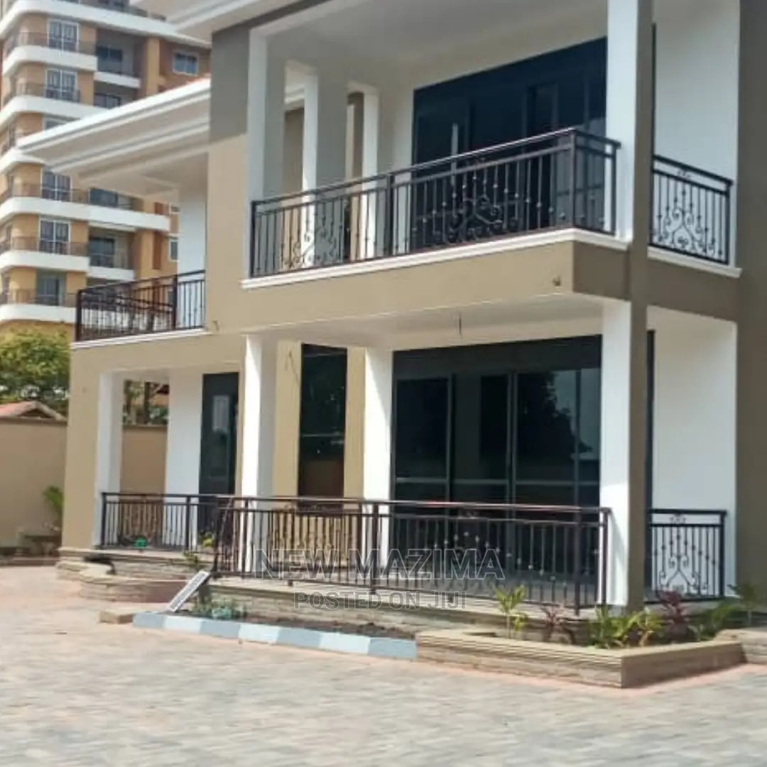 5bdrm House in Muyenga Heights, Division a for Sale