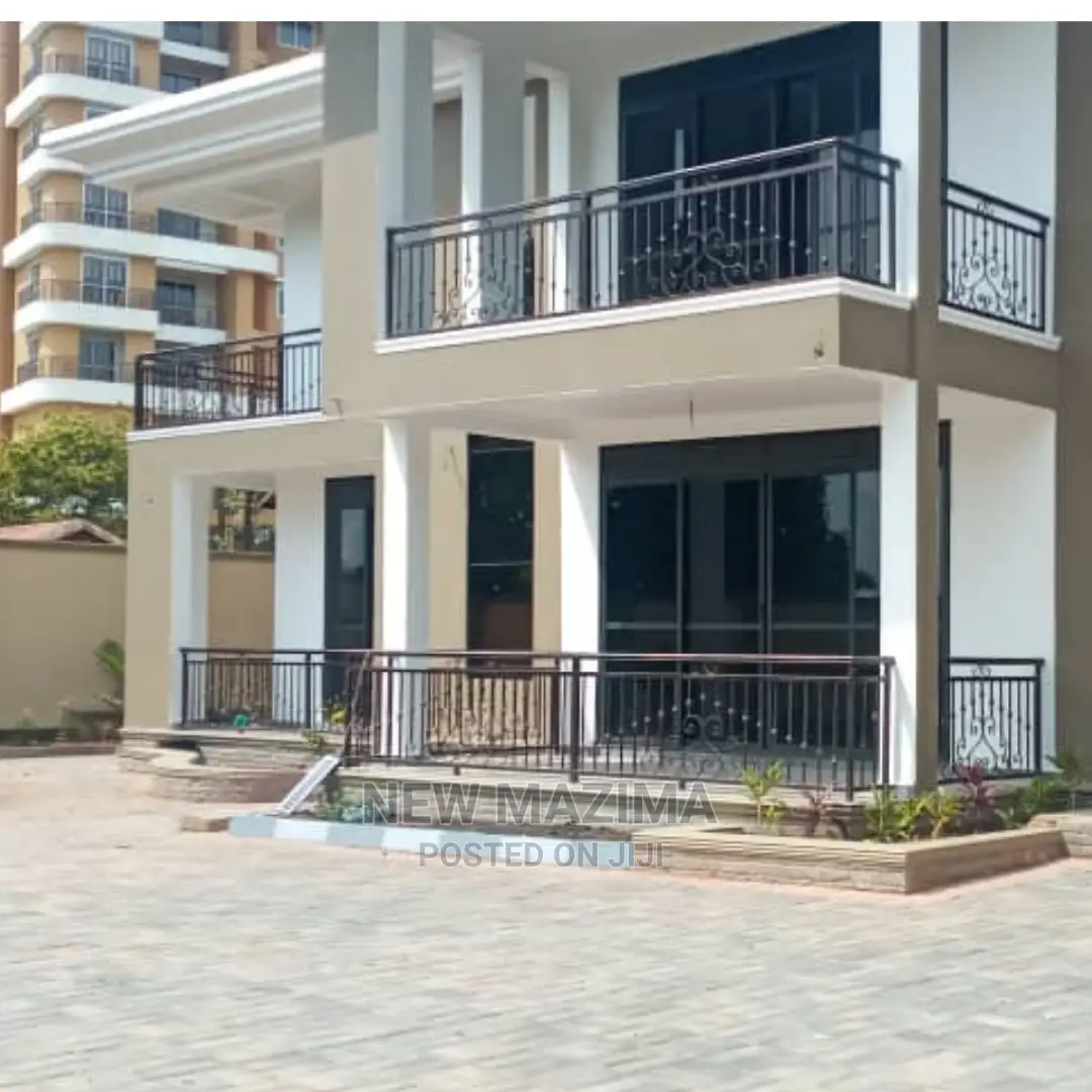 5bdrm House in Muyenga Heights, Division a for Sale