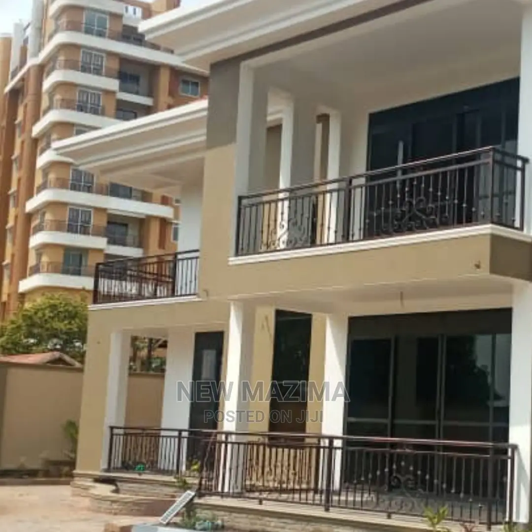 5bdrm House in Muyenga Heights, Division a for Sale